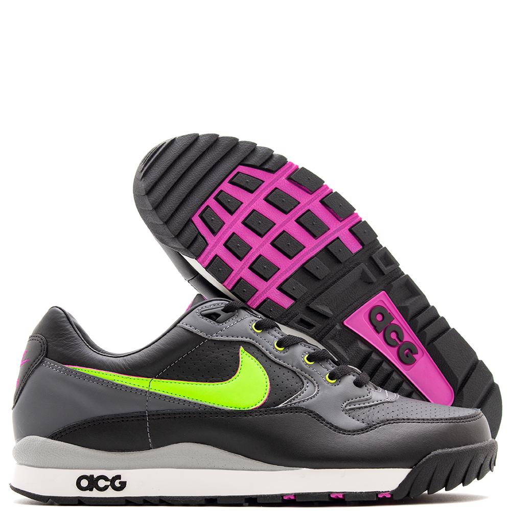 AO3116-002 Nike ACG Air Wildwood Black / Electric Green 