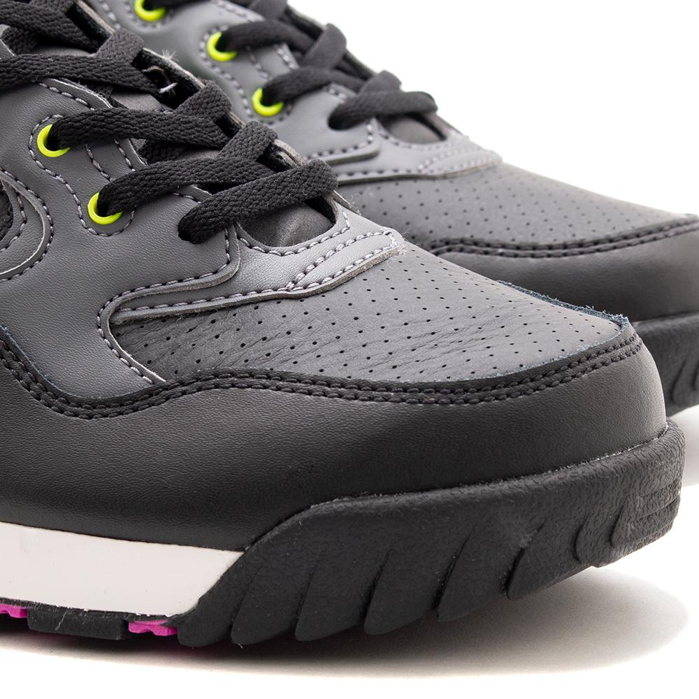 AO3116-002 Nike ACG Air Wildwood Black / Electric Green 